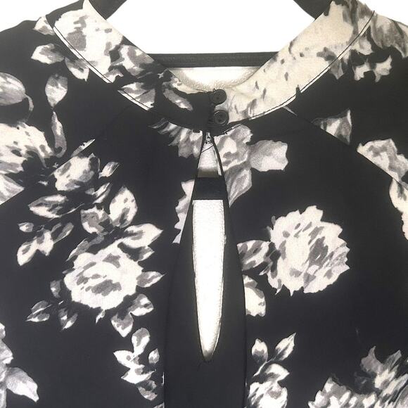 Design Lab Romper High Neck Shorts Long Sleeve Floral Black Grey White XS NWOT - Picture 10 of 14